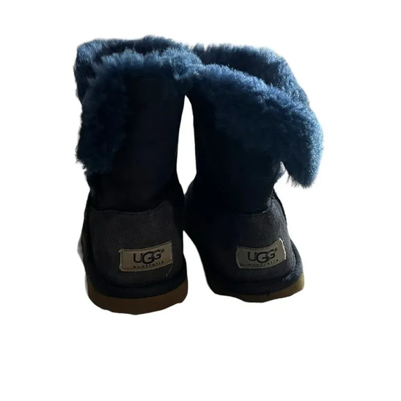 UGG Bailey Button II Boot Sheepskin Classic Boots Size 4 - Picture 6 of 7
